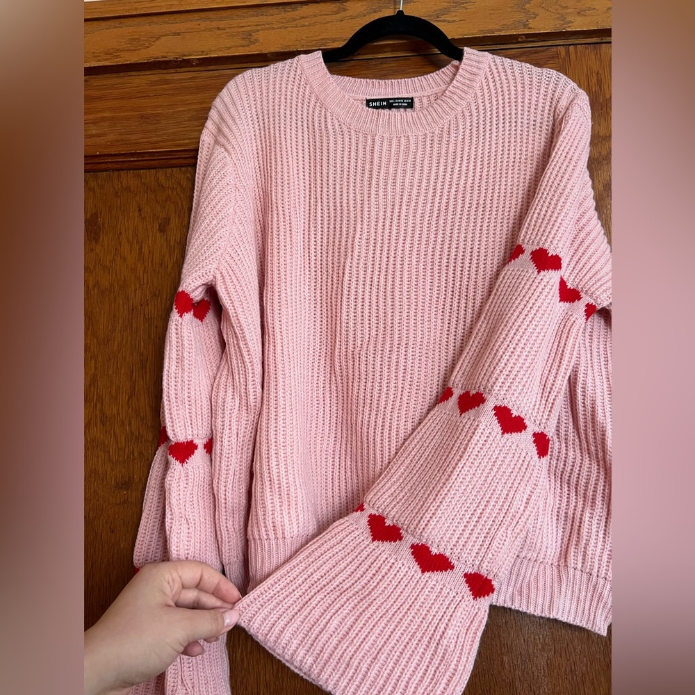 Heart Pattern Flounce Sleeve Sweater Knit Pullover